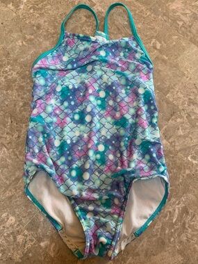 Speedo Girl’s White One-Piece with Aqua Trim Swimsuit. Pre-owned. Size:M.